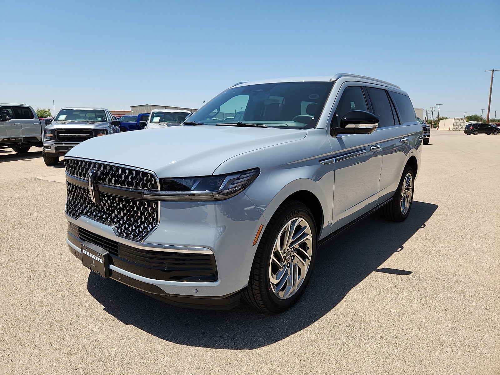 2026 Lincoln Navigator — rear three-quarter view