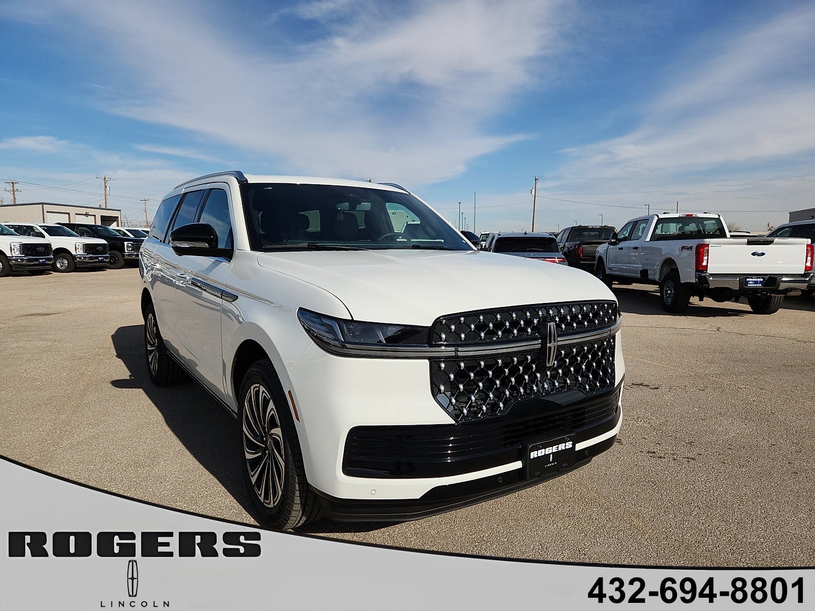 2026 Lincoln Navigator Black Label in Pristine White Metallic Tri-Coat — front three-quarter view
